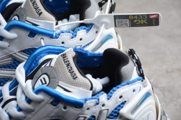 Ba***ci*ga Runner Blue Grey 677402-W3RB3-4912 1:1(SP batch) - Image 2