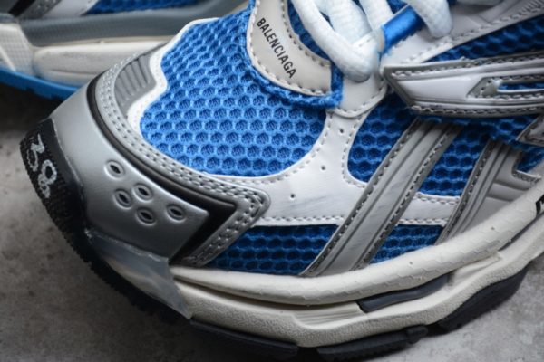 Ba***ci*ga Runner Blue Grey 677402-W3RB3-4912 1:1(SP batch) - Image 4