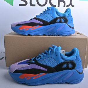 Yeezy Boost 700 Hi-Res Blue(SP batch) HP6674