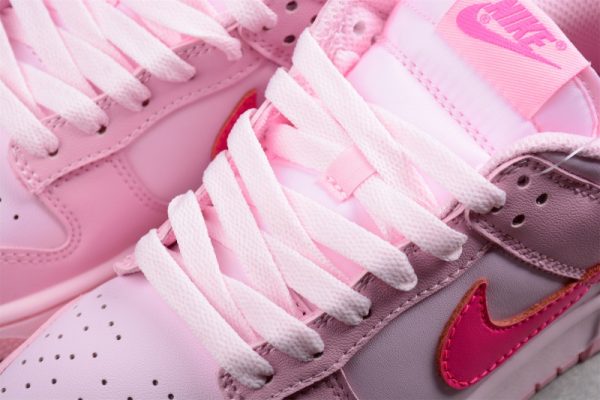 Nike Dunk Low Triple Pink (GS) DH9756-600 - Image 3