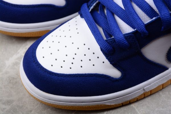 Nike SB Dunk Low Los Angeles Dodgers DO9395-400 - Image 4