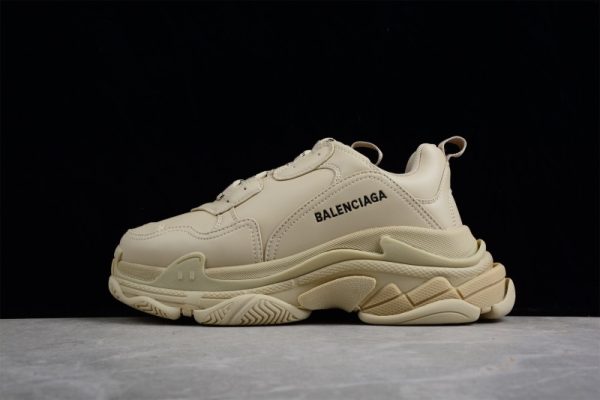 Ba***ci*ga Track Trainers 2021 Black 668562-W3CQ5-1210(SP batch)