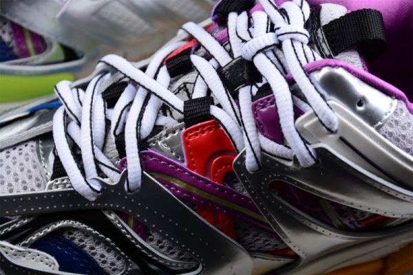 Ba***ci*ga Track Leather Free White Silver Multi(SP batch)542023W2FSA8123 - Image 2