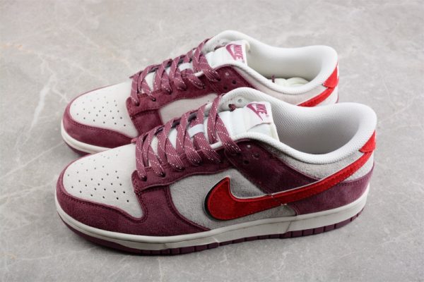 Otomo Katsuhiro x Nike SB Dunk Low  Steamboy OST  DA8863-082 - Image 5