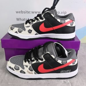 Nike SB Dunk Low Grey Black University Red CU1727-006