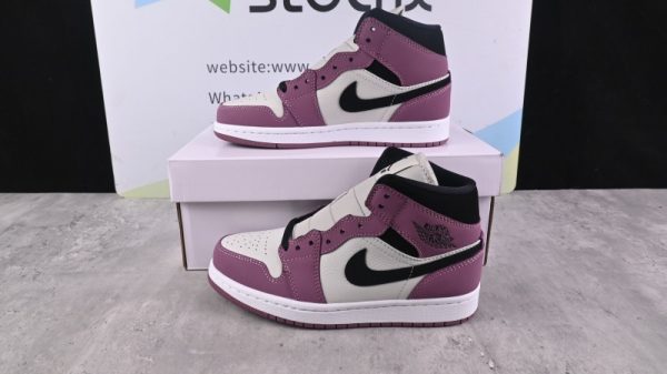 Jordan 1 Mid SE Light Mulberry (W) DC7267-500