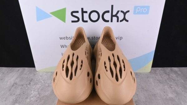 (Free Shipping) adidas Yeezy Foam RNNR Ochre GW3354 - Image 3