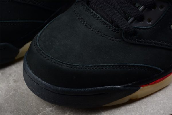 Jordan 5 Retro Gore-Tex Off-Noir DR0092-001 - Image 3