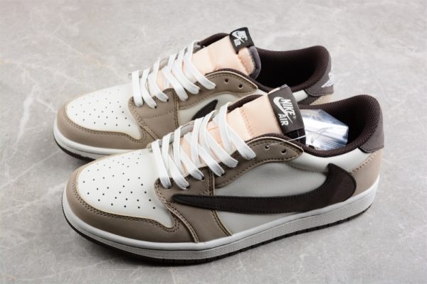 Travis Scott x Air Jordan 1 Low OG (SP Batch) DM7866-886 - Image 4