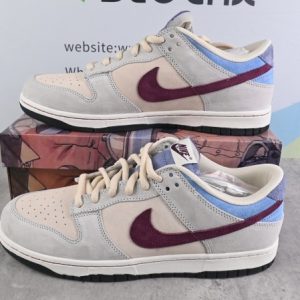 Otomo Katsuhiro x Nike SB Dunk Low Steamboy OST Dark Red Blue LF0039-005