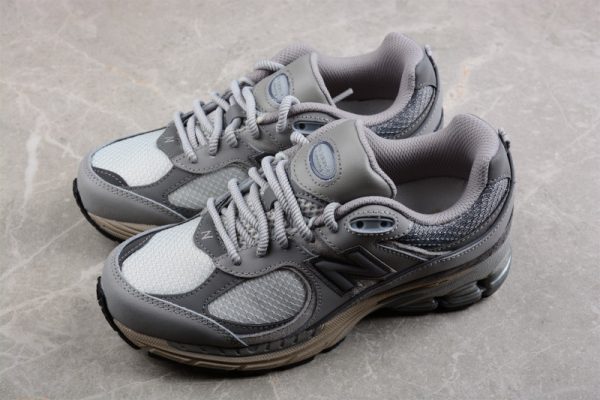 New Balance 2002R Grey Pocket M2002RVC - Image 4