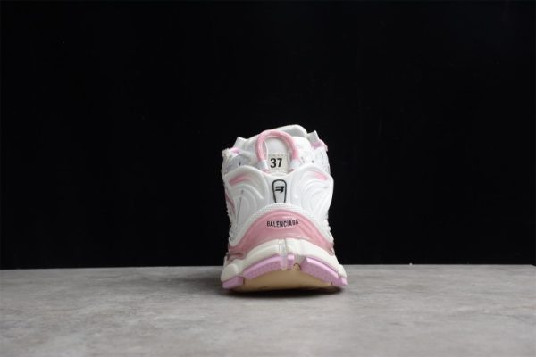 Ba***ci*ga Runner Pink White 677402-W3RB3-9059 1:1(SP batch) - Image 5