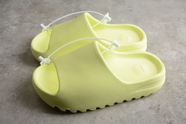 (Free Shipping)adidas Yeezy Slide Glow Green (2022) HQ6447 - Image 4