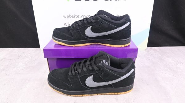 Nike SB Dunk Low Fog BQ6817-010