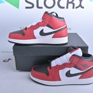 Jordan 1 Mid Chicago Black Toe (GS)(SP Batch) 554724-069