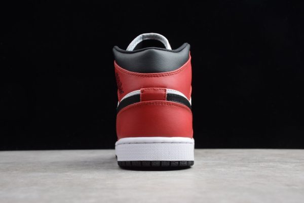 Jordan 1 Mid Chicago Black Toe (GS)(SP Batch) 554724-069 - Image 5