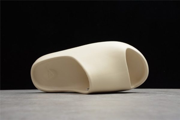 (Free Shipping) Yeezy Slide Bone FW6345 - Image 5