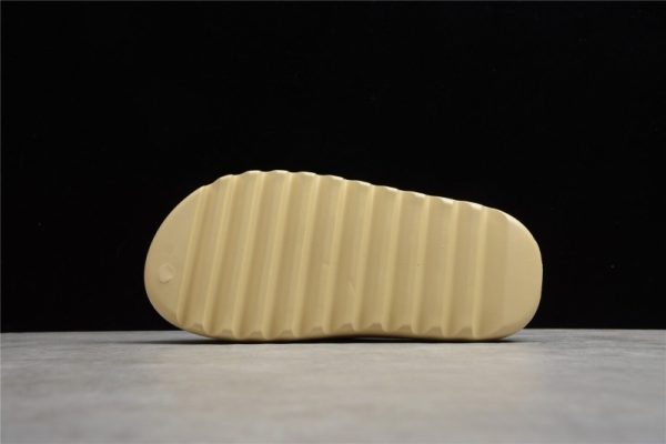 (Free Shipping)Yeezy Slide Desert Sand FW6344 - Image 3