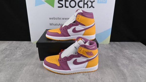 Nike Air Jordan 1 High OG   Brotherhood  (SP Batch) 555088-706