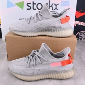 adidas Yeezy Boost 350 V2 Tail Light(SP batch) FX9017