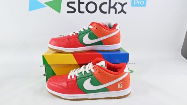 Nike SB Dunk Low 7 Eleven CZ5130-600