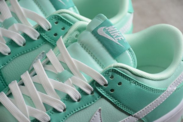 Nike Dunk Low Light Menta DJ6188-301 - Image 2