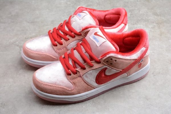 Nike SB Dunk Low StrangeLove Skateboards (Regular Box)  CT2552-800 - Image 5