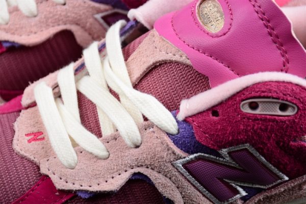 New Balance 2002 M2002RDH - Image 2