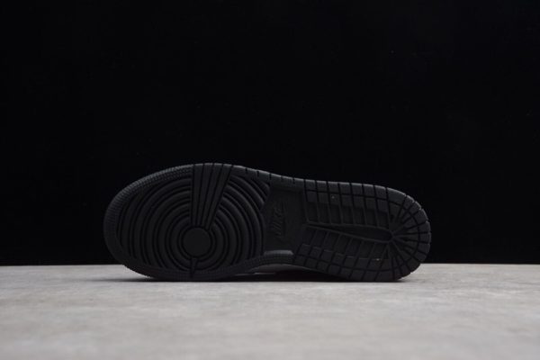 Jordan 1 Mid White Cement (GS) 554725-115 - Image 3