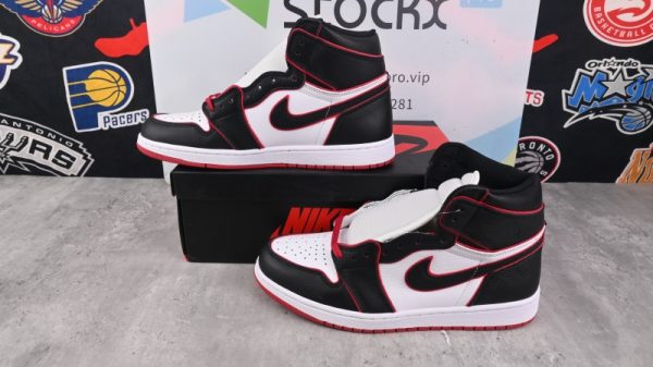 Jordan 1 Retro High Bloodline 555088-062