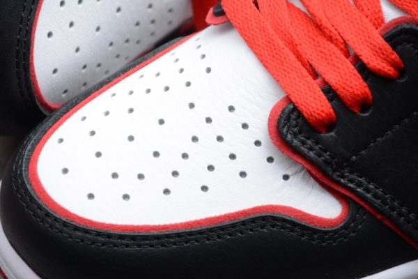 Jordan 1 Retro High Bloodline 555088-062 - Image 5