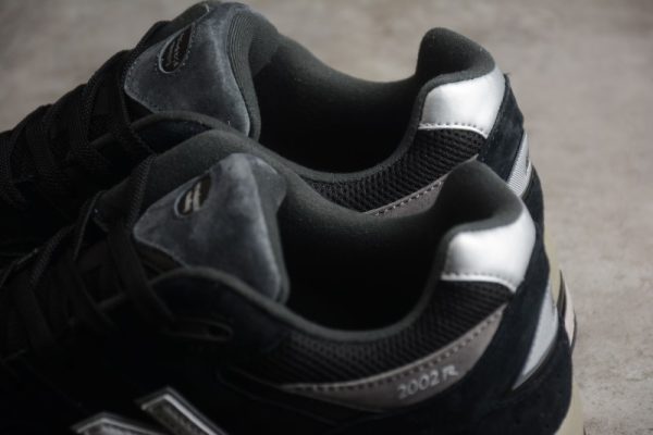 New Balance 2002R Black Dark Grey White M2002RR1 - Image 2