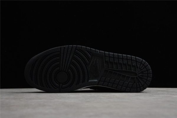 Jordan 1 Low SE Black Metallic Silver (W) DA5551-001 - Image 3
