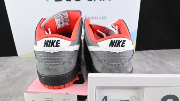 Nike Dunk SB Low Staple NYC Pigeon 304292-011 - Image 4
