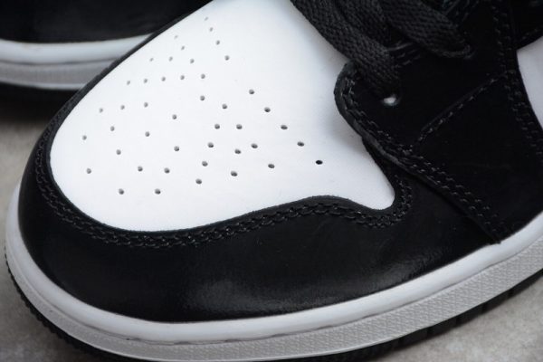 Jordan 1 Mid Black Racer Blue White (GS) 554725-084 - Image 2