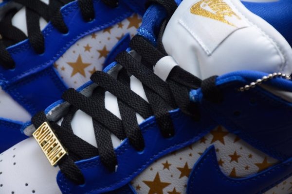Nike SB Dunk Low Supreme Stars Hyper Royal (2021) DH3228-100 - Image 4