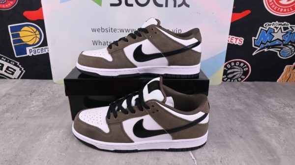 Nike SB Dunk Low White Black Trail End Brown(SP batch) 304292-102