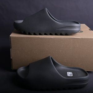 (Free Shipping)adidas Yeezy Slide Onyx  HQ6448