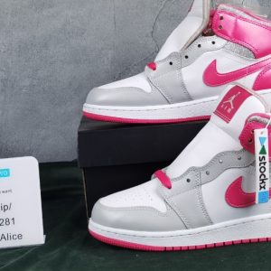 AIR JORDAN GIRLS 1 MID (GS) 555112-109