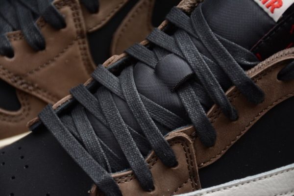 Jordan 1 Retro Low OG SP Travis Scott (Retail Batch) CQ4277-001 - Image 4