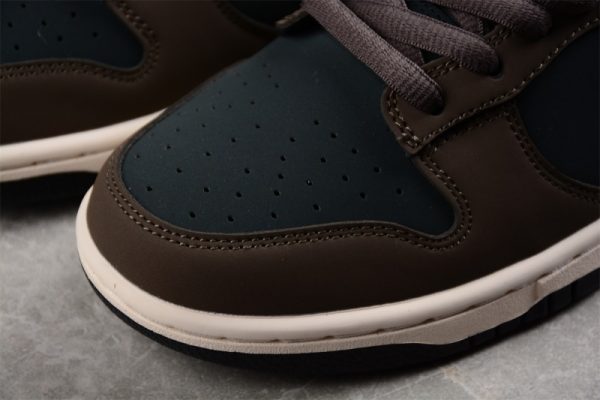 Otomo Katsuhiro x Nike SB Dunk Low MG3656-038 - Image 3
