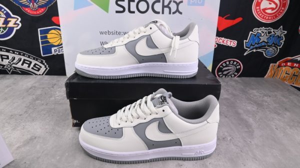 Nike Air Force 1 07 White Wolf Grey BV6088-301