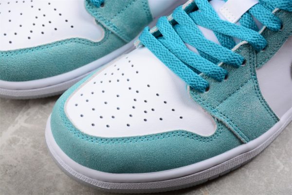 Jordan 1 Low SE New Emerald DN3705-301 - Image 3