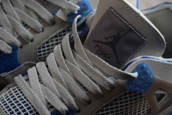 Off-White x Air Jordan 4 Retro   Sail (SP Batch) CV9388-101 - Image 2