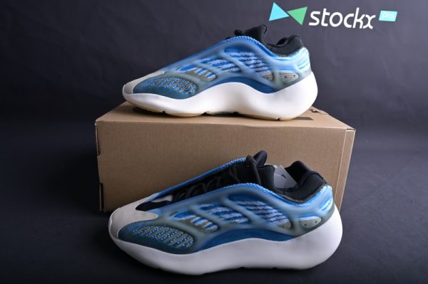 adidas Yeezy 700 V3 Arzareth G54850