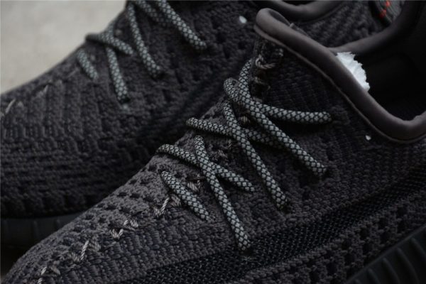 Kid  adidas Yeezy Boost 350 V2 FZU9013 - Image 2