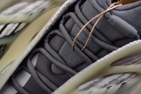 adidas Yeezy 700 V3(SP batch) ID1674 - Image 2