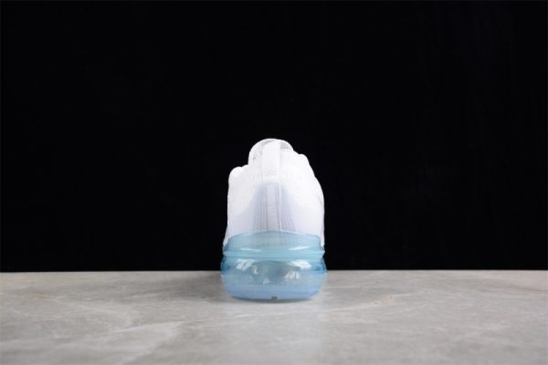 Nike Air VaporMax 2023 Flyknit White Pure Platinum DV6840-100 - Image 5