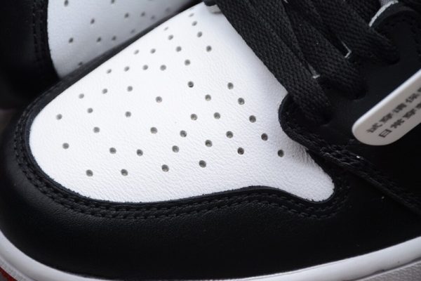 Jordan 1 Retro Black Toe (2016)(SP batch) 555088-125 - Image 4