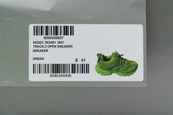 Ba***ci*ga Track.2 Open Sneaker Green 542023 W3AB1 3801 SP BATCH - Image 3